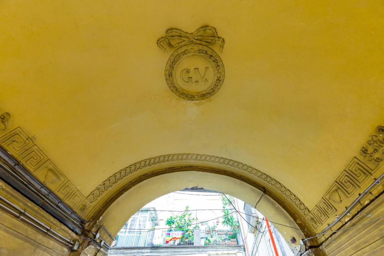 Apartment With Balcony In Palazzo Diaz By Wonderful Italy Napoli Ngoại thất bức ảnh